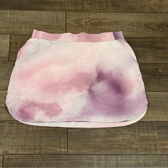 NWT Calia Women’s 16” Birdie Skort Golf Size Small Lake Reflection Multi - Picture 1 of 14